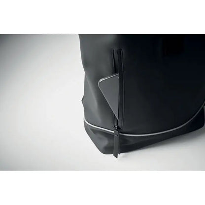Rucsac pu pentru laptop de 15 inchi negru impermeabil cu design modern si cusaturi gri subtile lângă fermoar
