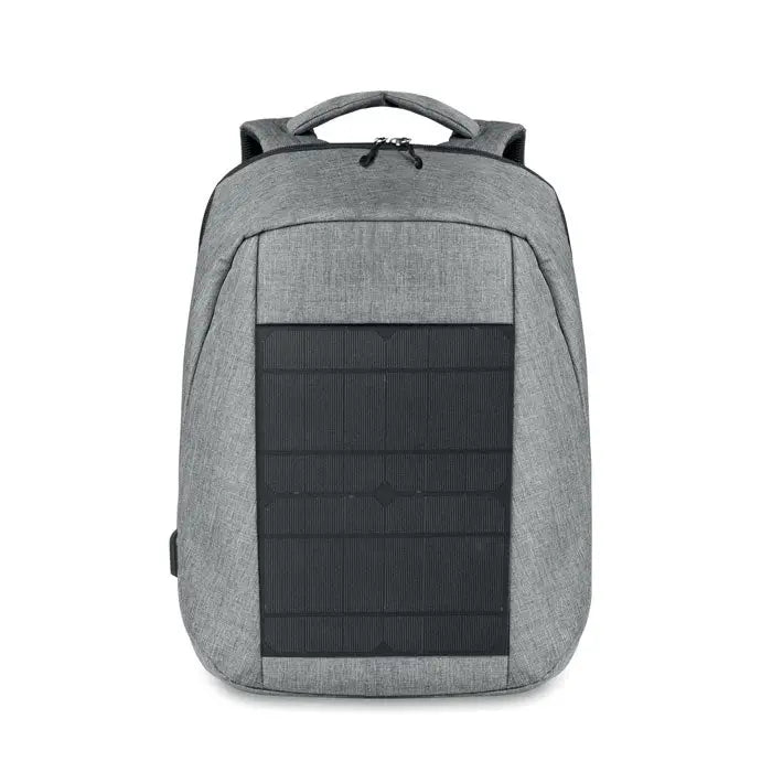 Rucsac solar gri cu textură și panou solar negru pe față pentru încărcare ecologică în mișcare