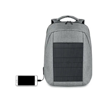 Rucsac solar gri texturat cu panou solar negru integrat și port de încărcare conectat la smartphone
