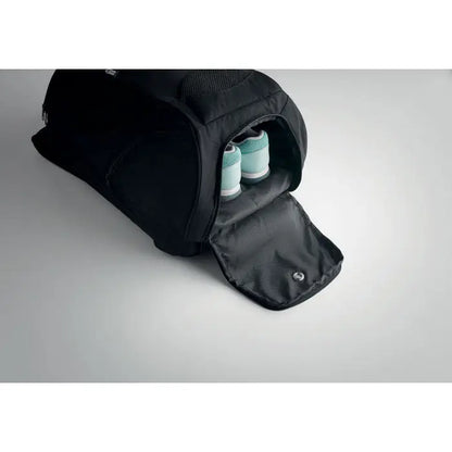 Geanta sport neagra 600d rpet cu panou mesh si fermoar pentru echipament sportiv