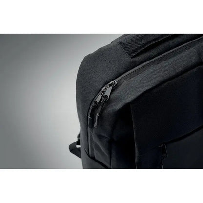 Rucsac subtire pentru laptop de 15 inchi din material texturat negru cu fermoare negre elegante si design minimalist