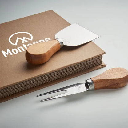 Set 4 cutite pentru branza montagne cu manere din lemn si lame din otel inoxidabil pentru taiere usoara