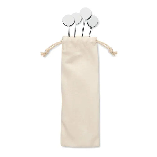 Set agitatoare din otel inoxidabil cu patru piese argintii elegante in saculet textil bej cu snur