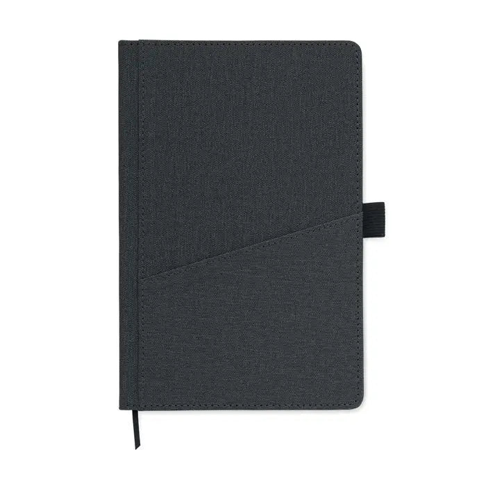 Notebook texturat negru cu buzunar diagonal si elastic din set cadou 3 piese in cutie