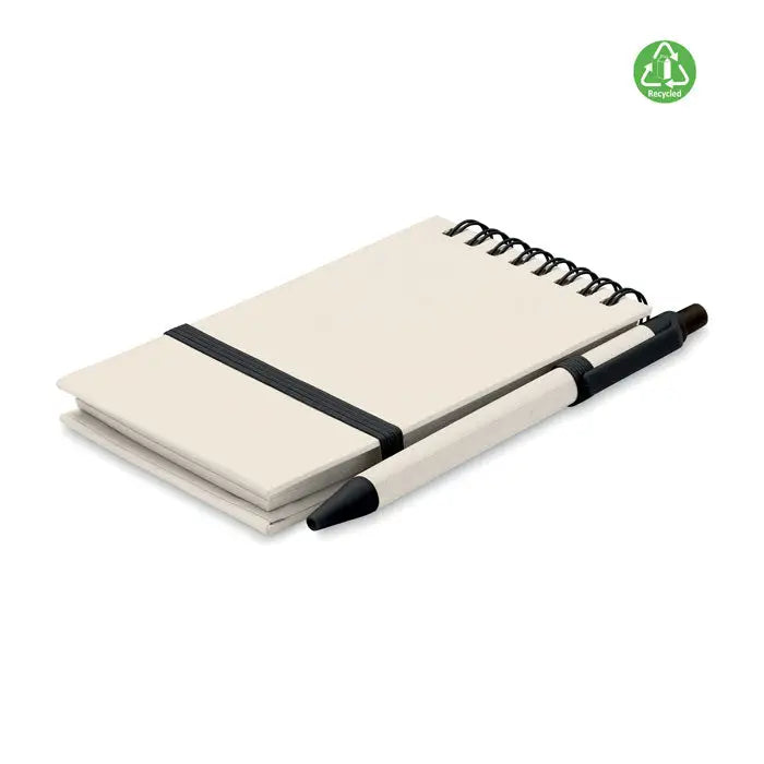Set caiet de carton cu lapte a6 crem spiralat cu elastic negru si pix din materiale reciclate
