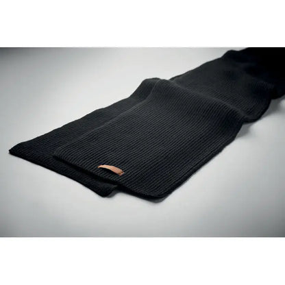 Fular negru din tricot ripetat cu etichetă mică maro din piele set de 3 piese de iarnă RPET