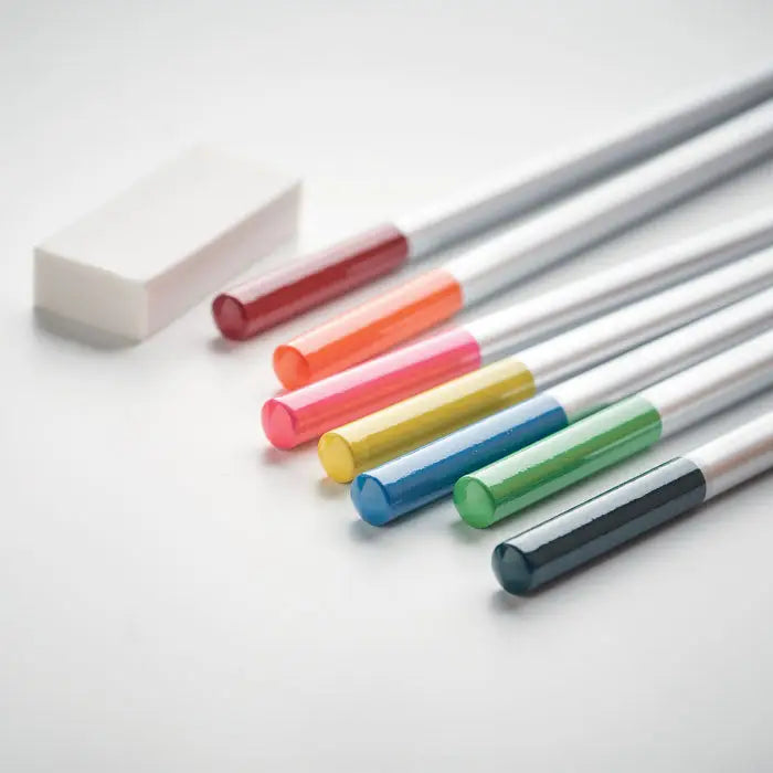 Set de arta de 40 de piese cu markere metalice colorate si capac vibrant ideal pentru desen si pictura