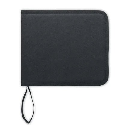 Portofel negru texturat din material textil cu curea de mana pentru set de arta de 40 de piese in carcasa