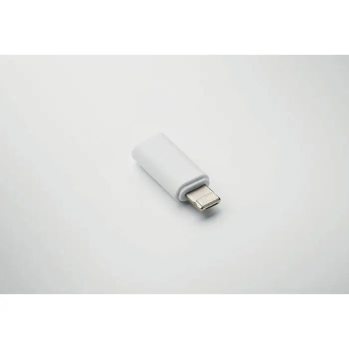 Set de conectori de cablu 9 în 1 cu adaptor usb-c alb cu corp din plastic mat și conector metalic pentru lightning