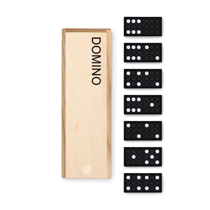 Set de domino cu piese negre cu puncte albe in cutie de lemn deschis etichetata domino