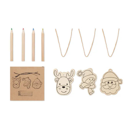 Set de ornamente din lemn de desen cu figuri de ren, om de zapada si mos craciun cu finisaj natural din lemn