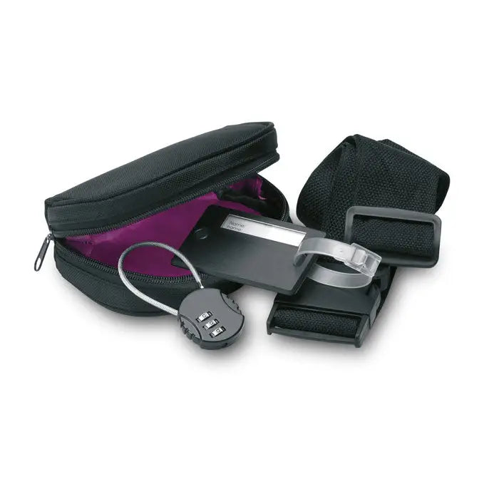 Set de voiaj din 3 piese cu accesorii din material textil negru si captuseala mov inclusiv eticheta, lacat si bretea reglabila