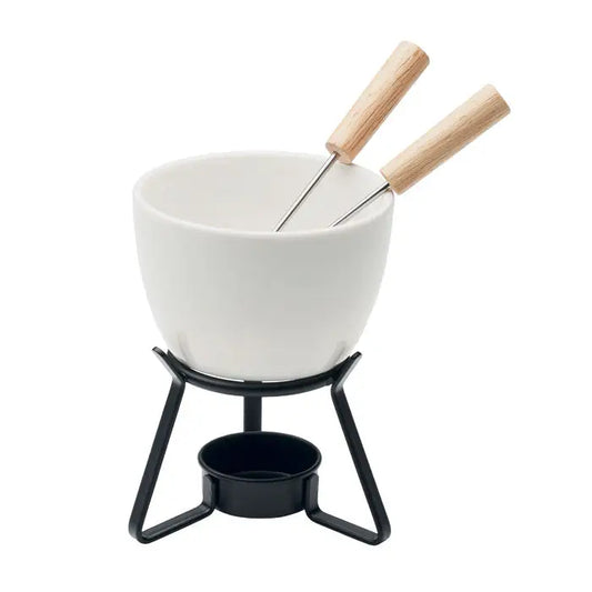 Set fondue ceramica 240 ml cu vas ceramic alb si furculite metalice cu maner de lemn pe suport metalic negru