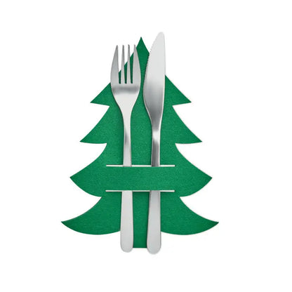 Set suport tacamuri din fetru rpet cu furculita si cutit argintii asezate pe suport verde de craciun