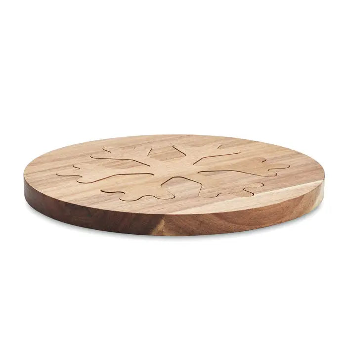 Set suporturi din lemn de salcam cu finisaj maro deschis si design sculptat de fulg de nea circular