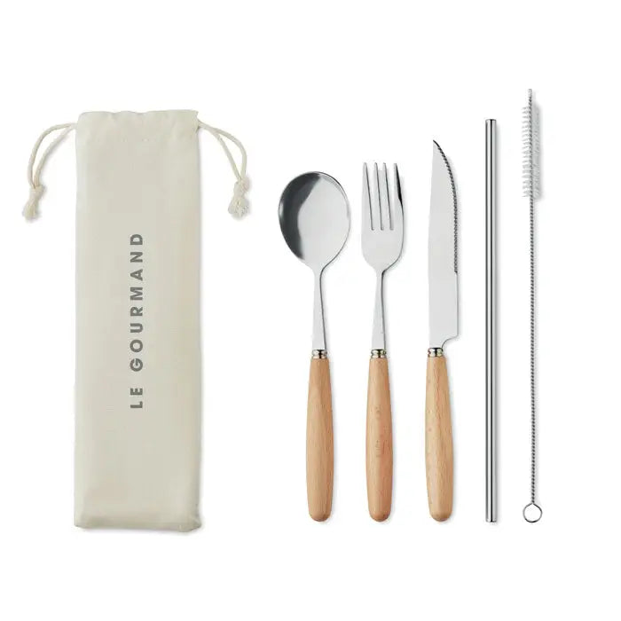 Set tacamuri din otel inoxidabil le gourmand cu manere din lemn deschis si saculet textil pentru depozitare