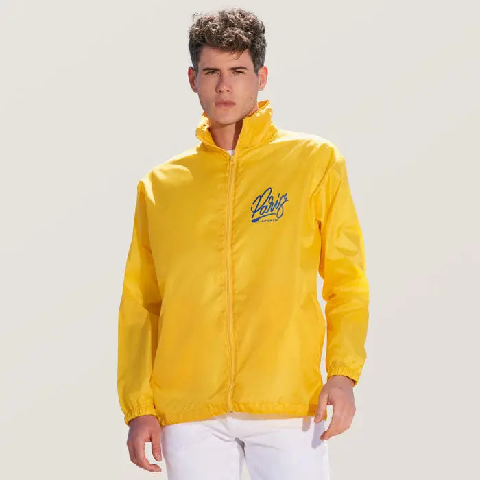 Vesta sport unisex paris shift supravent galbena cu logo albastru cursiv pe piept