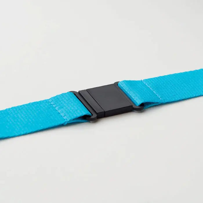 Snur cu carlig metalic 25mm albastru intens din material tesut cu catarama neagra din plastic