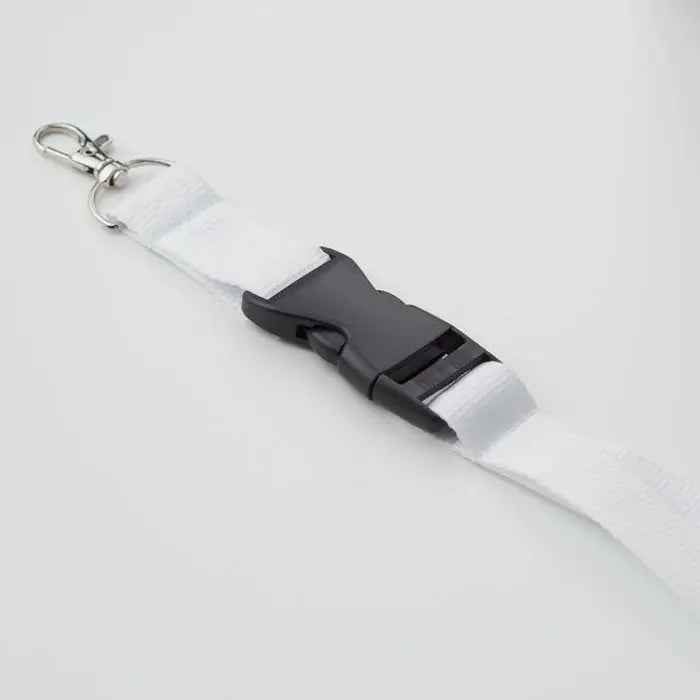 Snur alb din material textil cu carlig metalic argintiu si catarama din plastic negru 25mm