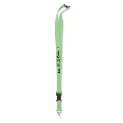 Snur din bumbac 20mm verde deschis cu text negru si carabina metalica argintie pentru accesorii
