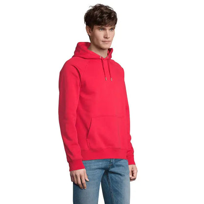 Sweatshirt unisex stellar rosu cu gluga, buzunar frontal si snururi, ideal pentru purtat casual