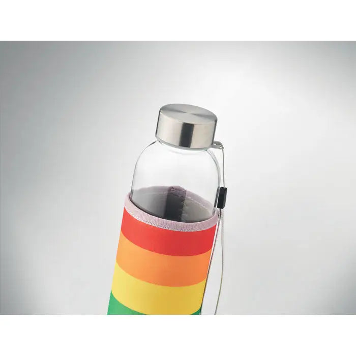 Sticla de sticla 500ml cu capac metalic argintiu si maneca siliconata in dungi curcubeu transparenta