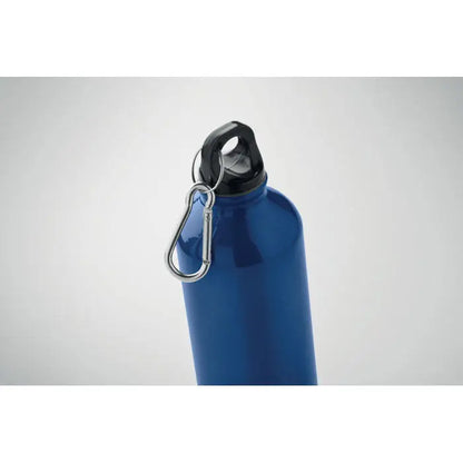 Sticla din aluminiu reciclat 500ml albastru metalizat cu capac negru si carabiniera argintie pentru agatat