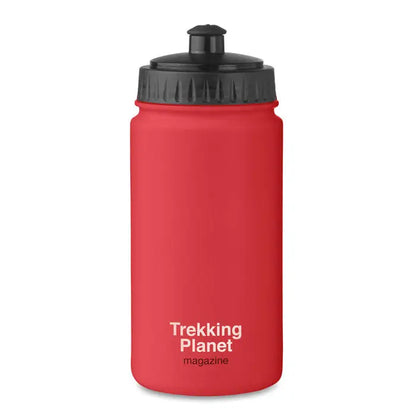 Sticlă sport roșie din plastic de 500ml cu capac negru filetat și branding trekking planet magazine