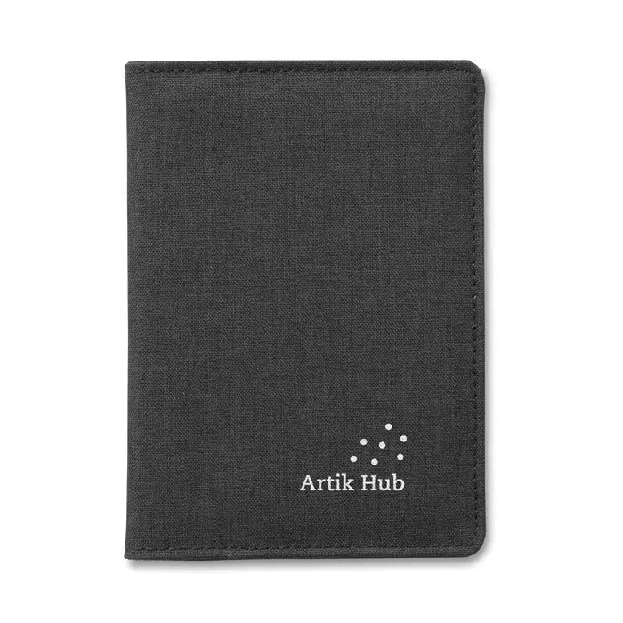 Suport pasaport 2 tonuri din material texturat negru cu logo alb artik hub si model cu puncte