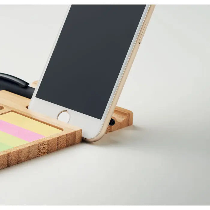 Suport pentru telefon de birou din bambus cu organizator din lemn deschis si notite adezive colorate