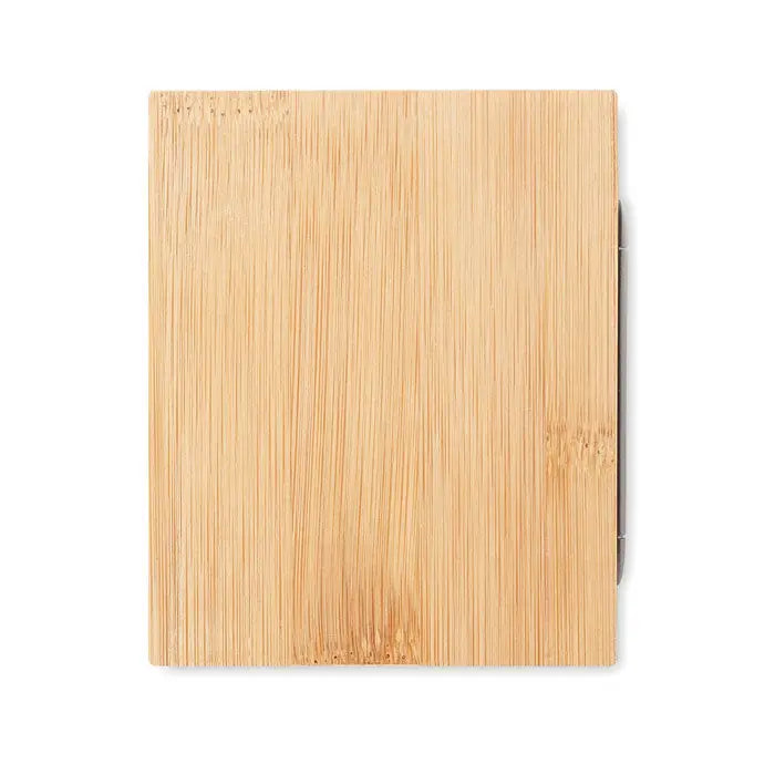 Suport stilou din bambus si ceas lcd cu coperta de carnet maro deschis cu finisaj natural si textura fina