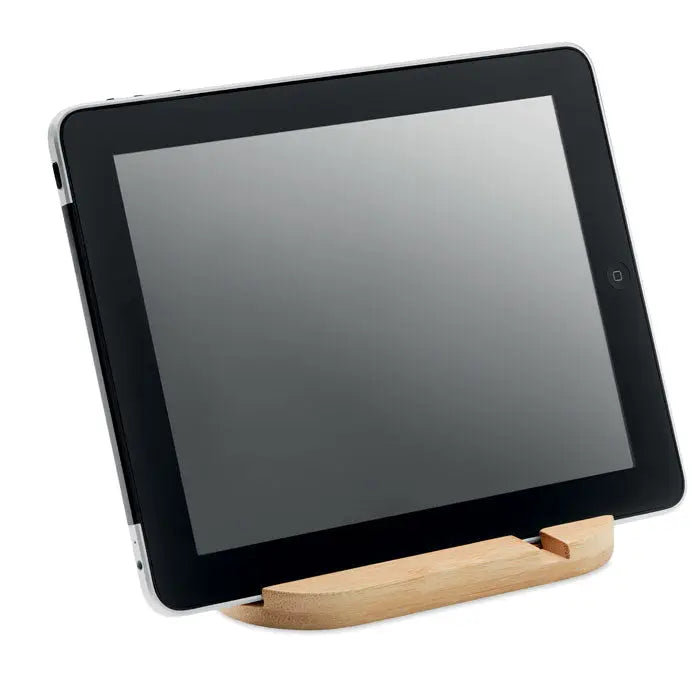 Suport tableta smartphone din bambus deschis la culoare sustinand un ipad negru