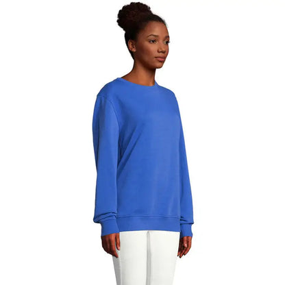 Un sweatshirt unisex veritabil albastru regal cu mâneci lungi, guler rotund și manșete și tiv striate