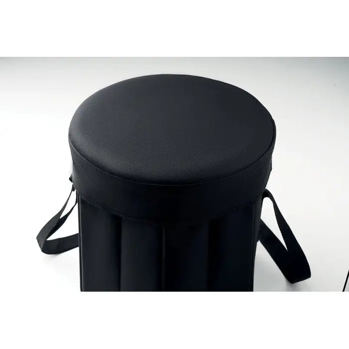 Taburet masa izolata pliabila negru cilindric cu scaun circular captusit si bretele din material textil