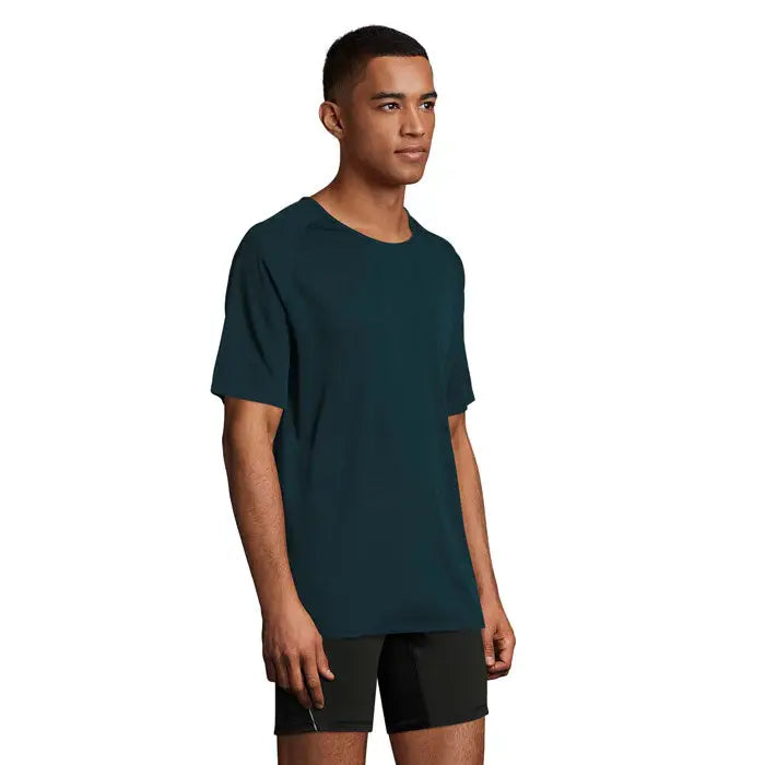 Tricou bărbați sportiv de culoare teal închis cu mâneci scurte și guler rotund ideal pentru activități sportive
