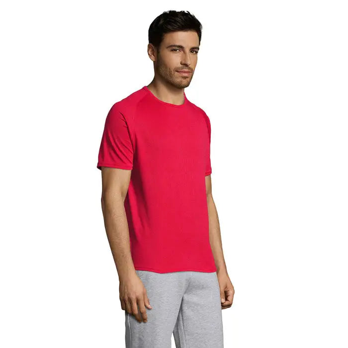 Tricou bărbați sportiv vibrant roșu cu mâneci scurte și guler rotund din material neted