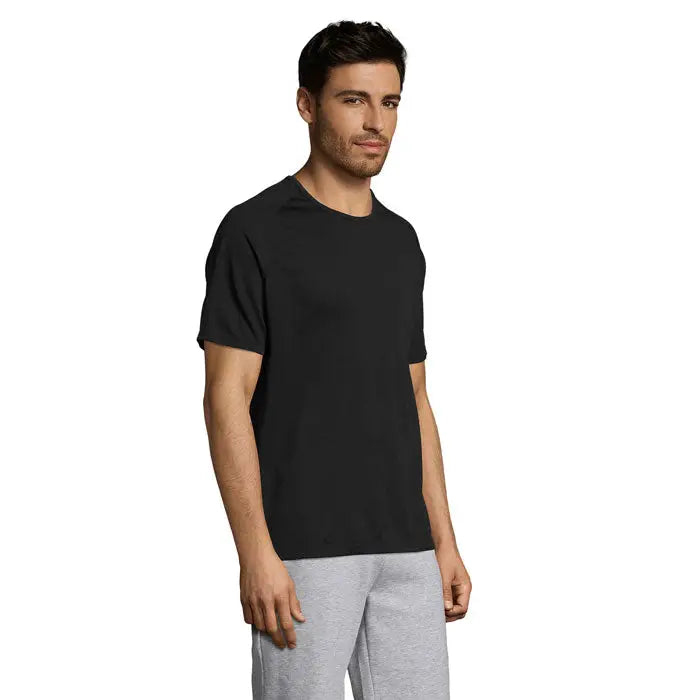 Tricou bărbati sportiv negru cu mânecă scurtă și decolteu rotund, ideal pentru activități sportive