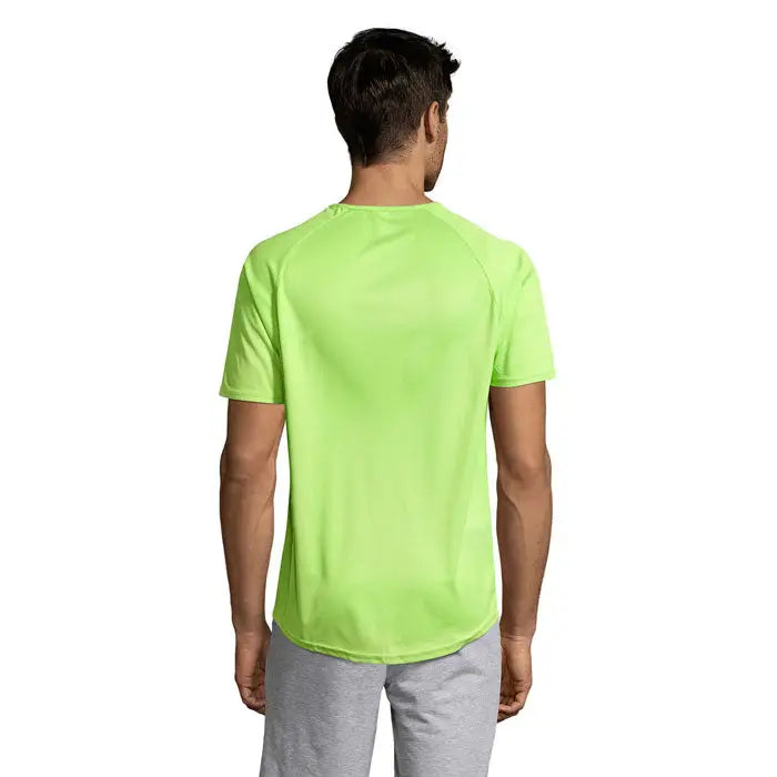 Tricou bărbați sportiv verde neon cu mâneci raglan scurte și guler rotund, ideal pentru antrenament
