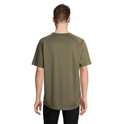 Tricou barbati sportiv olive green cu maneci raglan scurte si tiv curbat pentru activitati sportive