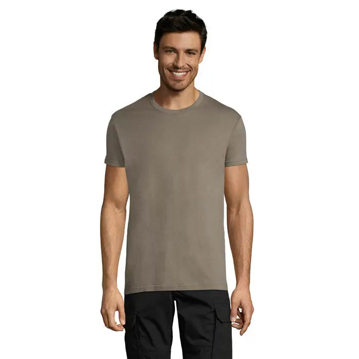 Tricou uni regent 150g bărbătesc verde olive cu mânecă scurtă și guler rotund din material ușor și confortabil