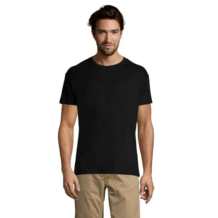 Tricou uni regent negru cu maneci scurte si guler rotund din bumbac 150g perfect pentru uz zilnic