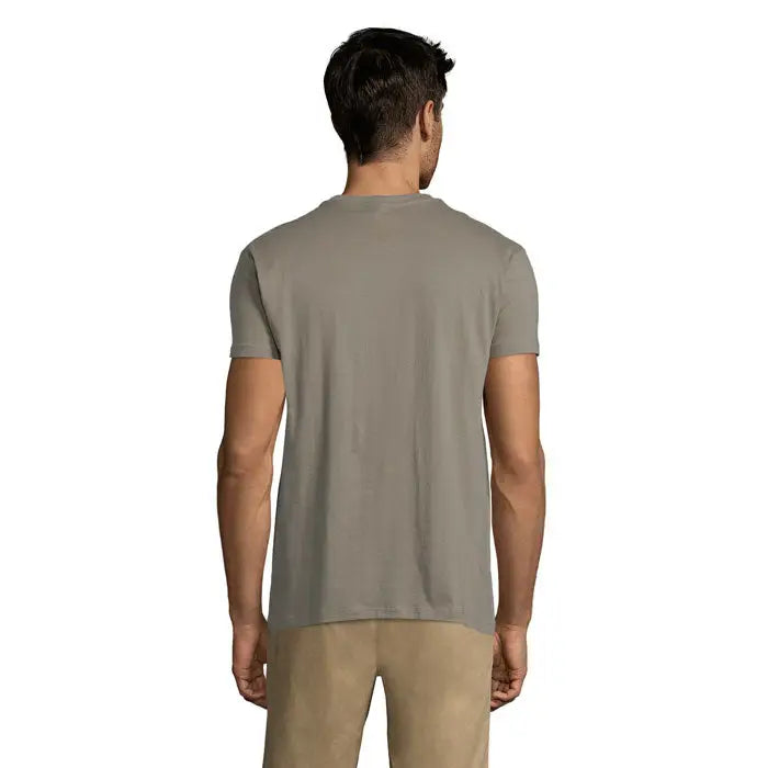 Tricou uni REGENT 150g din bumbac gri simplu cu guler rotund clasic si maneci scurte