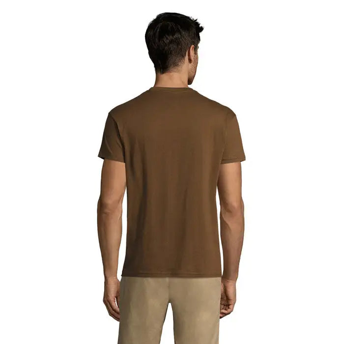 Tricou uni regent 150g maro simplu din bumbac cu guler rotund clasic si maneci scurte