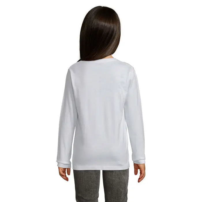 Tricou alb pentru copii cu mâneci lungi, guler rotund simplu și manșete striate din colecția imperial lsl