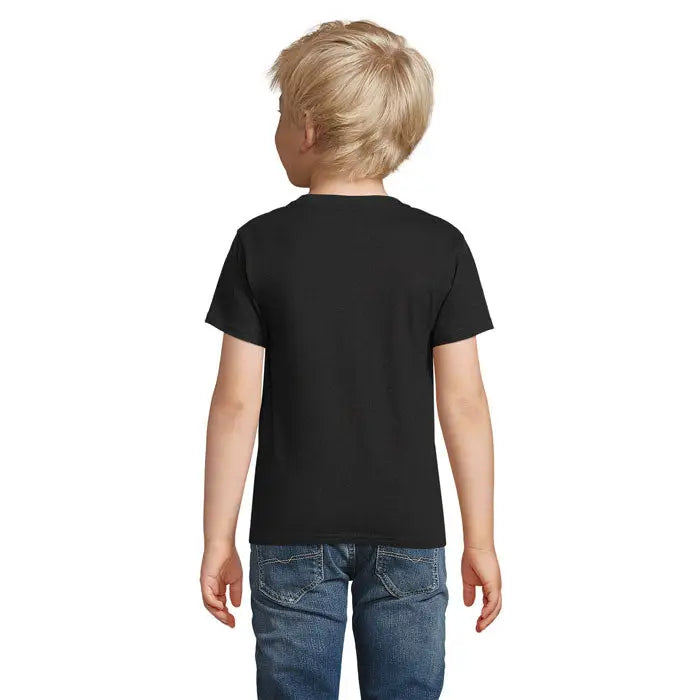Tricou negru cu mâneci scurte și guler simplu din bumbac organic pentru copii trioC Pioneer Kidstorganic