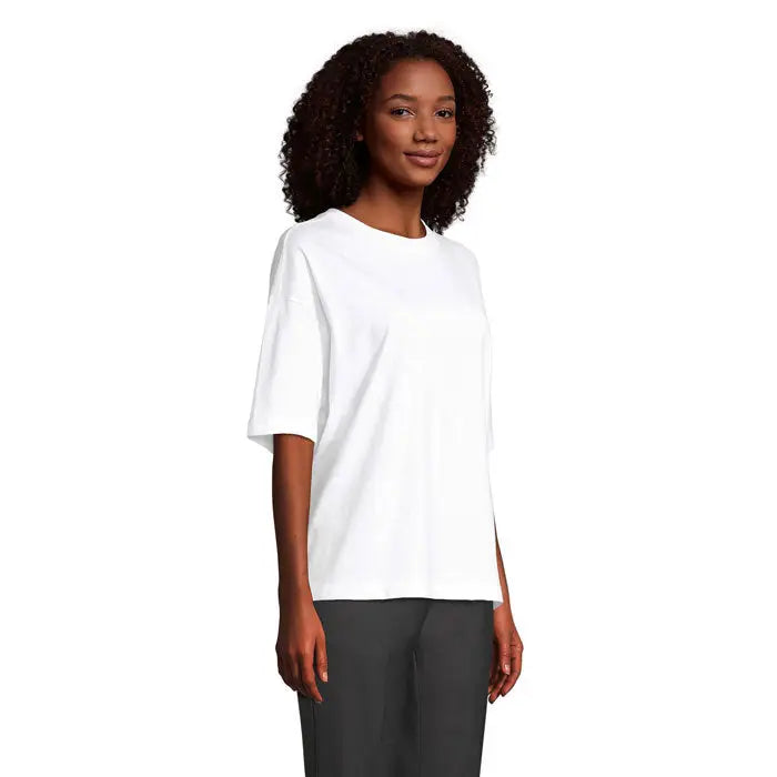 Tricou alb alb minimalist cu mâneci scurte și croială lejeră din colecția triou oversize boxy femeie