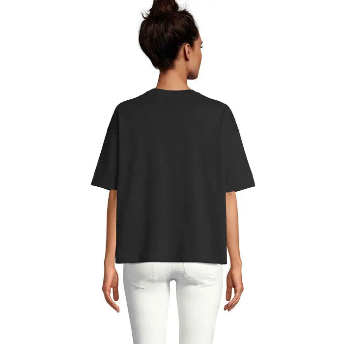 Tricou negru oversized cu mâneci scurte și croială lejeră model triou oversize boxy femeie