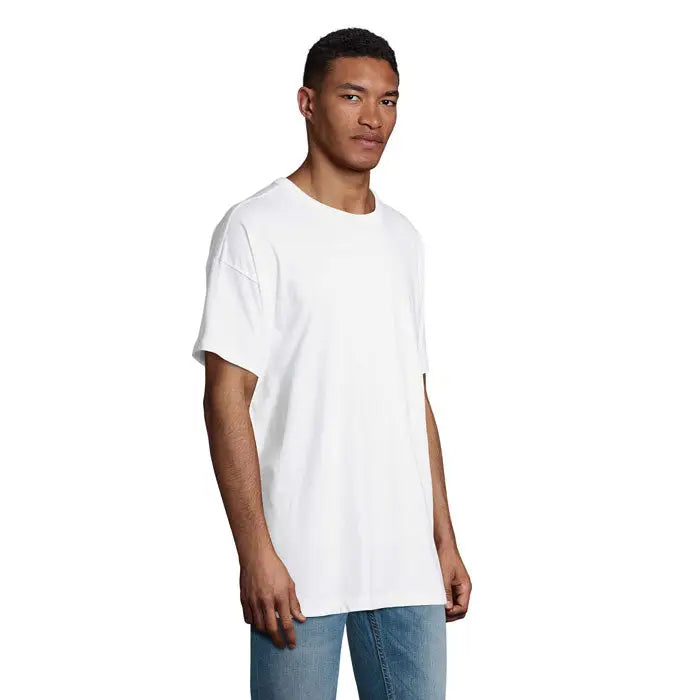 Tricou alb oversized TRIOU oversize boxy barbati cu croiala lejera si guler rotund din bumbac