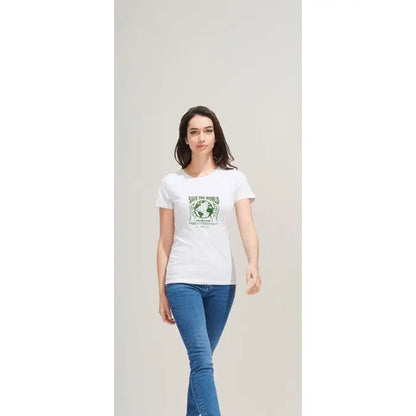 Tricou alb triuc regent femei 150g cu grafic verde save the world si design glob pe piept