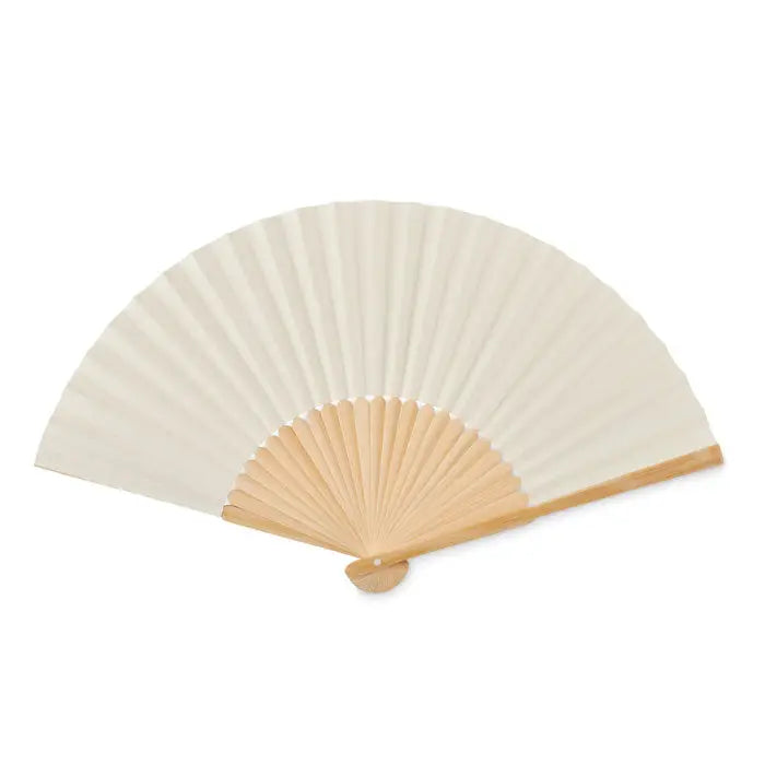 Ventilator manual cu evantai delicat din hârtie off-white și cadru ușor din lemn pentru răcire manuală